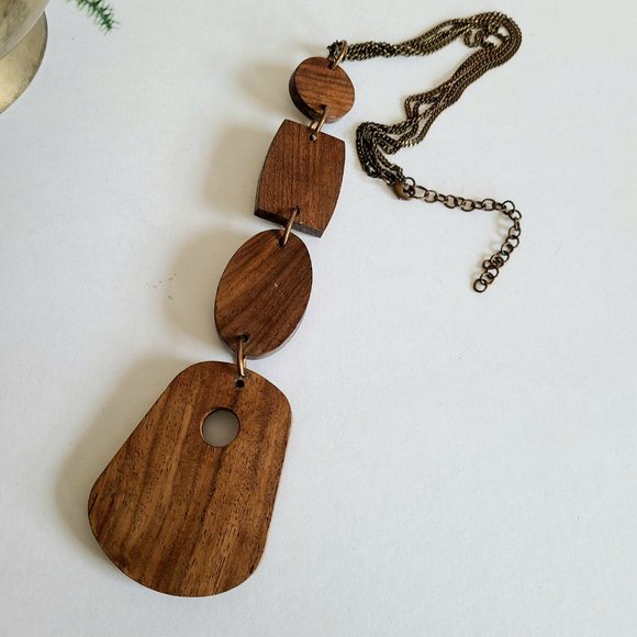 Beautiful vintage bohemian wood and brass chunky pendant/necklace, - Picture 6 of 7